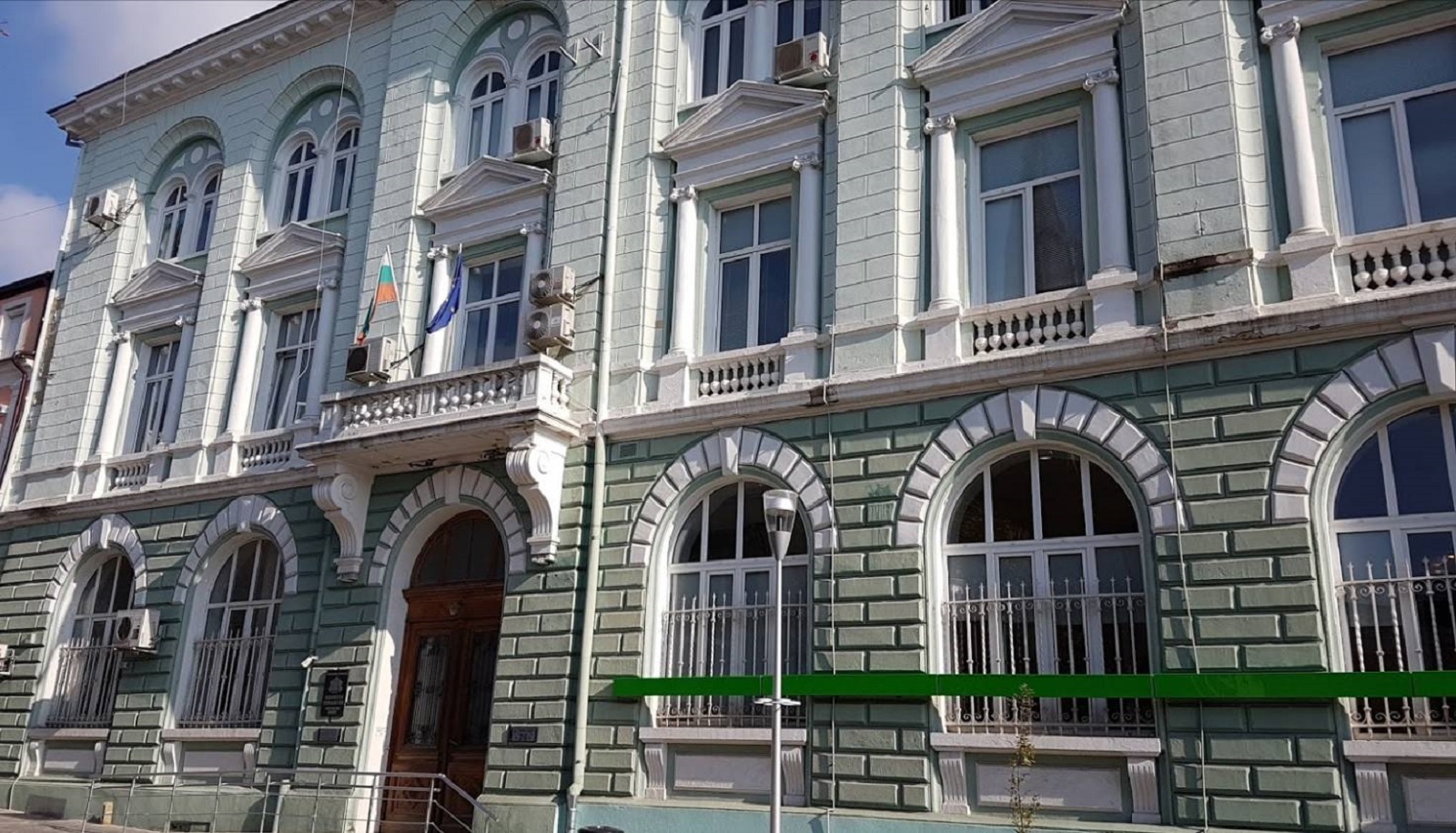 Областният управител на Варна поиска справка за състоянието на укритията в областта